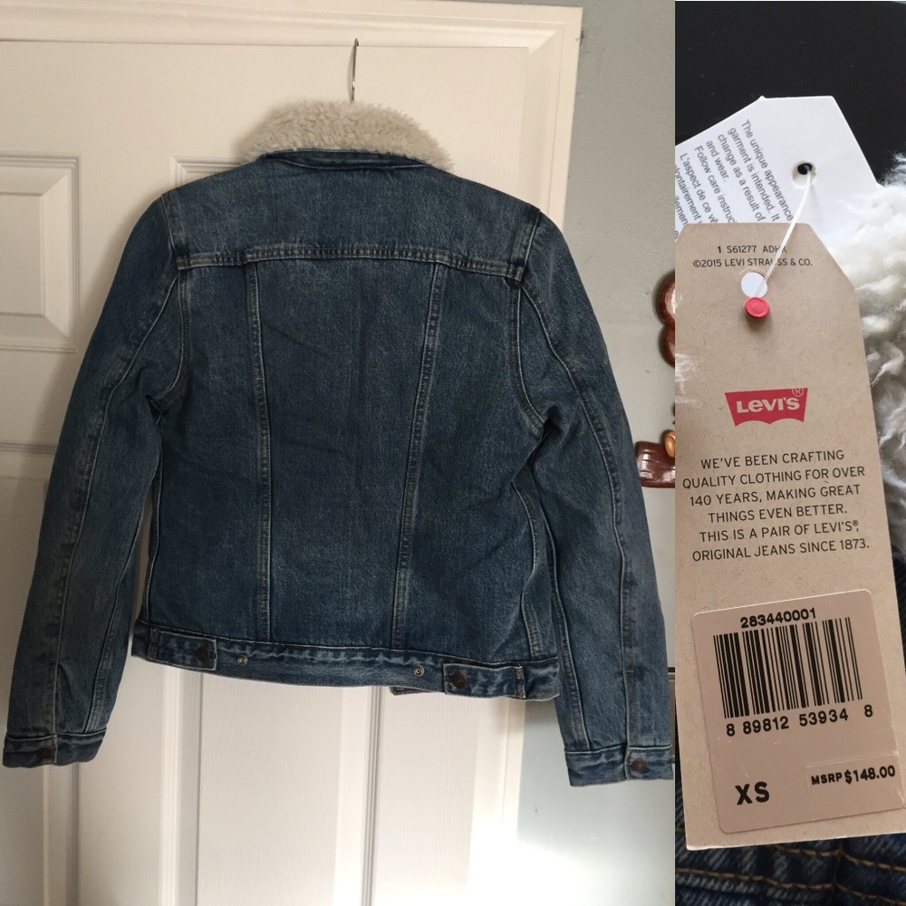 Levi’s Authentic Sherpa Trucker Denim Jacket - Picture 8 of 8